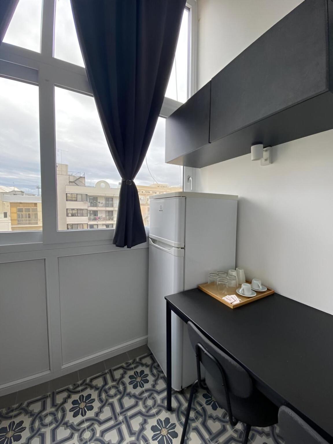 Bari Landlord 242 - Central Station Apartments ภายนอก รูปภาพ